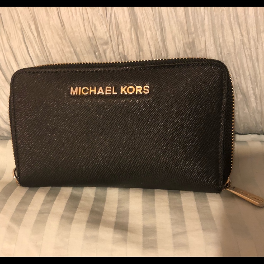 Black Michael Kors Wallet
